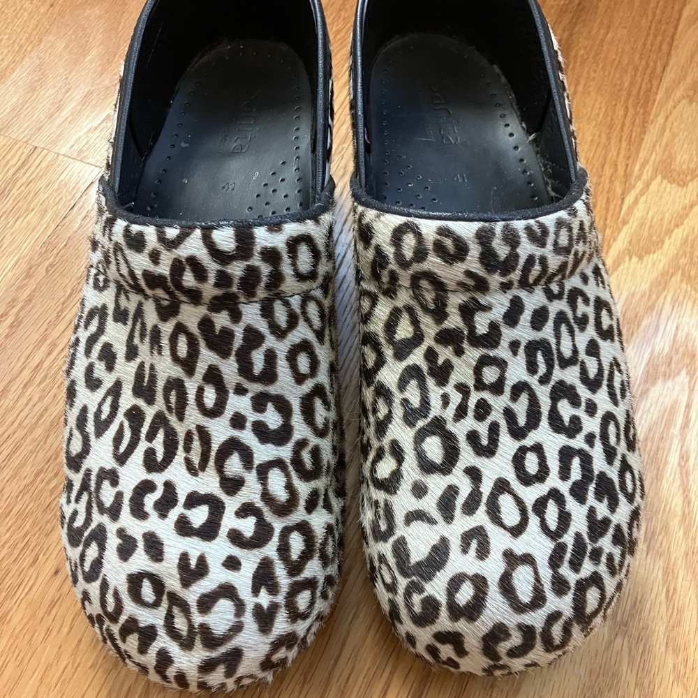 Leopard Print Women’s Clogs 41